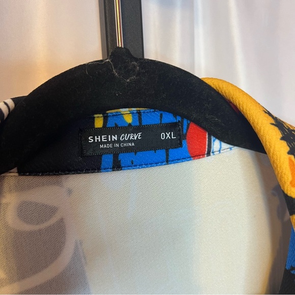 Shein Curve Graffiti Print Button Front Shirt, size 0XL - Picture 2 of 6